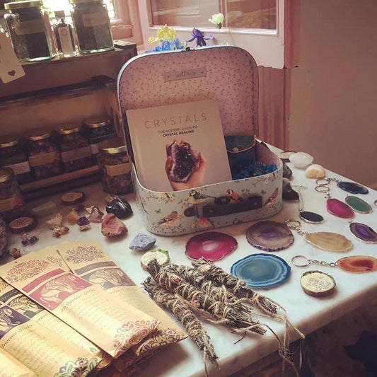 Tea, Crystals & Simple Rituals for Slower Moments