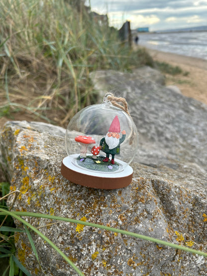 GNOME GLASS DOME HANGING DECORATION