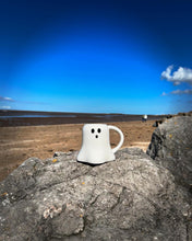 GHOST SHAPED MUG