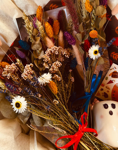 A Little Posy of Magic to Complete Your Gift 🌿🌸🍃