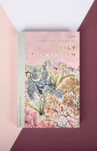 The Selected Poems of Emily Dickinson (Poetry Paperback Book)