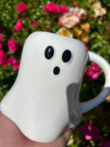 GHOST SHAPED MUG