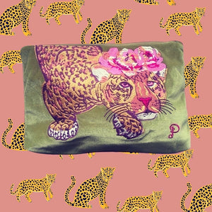 Climbing Leopard Velvet Zip Pouch - Free Gift bag 🐆