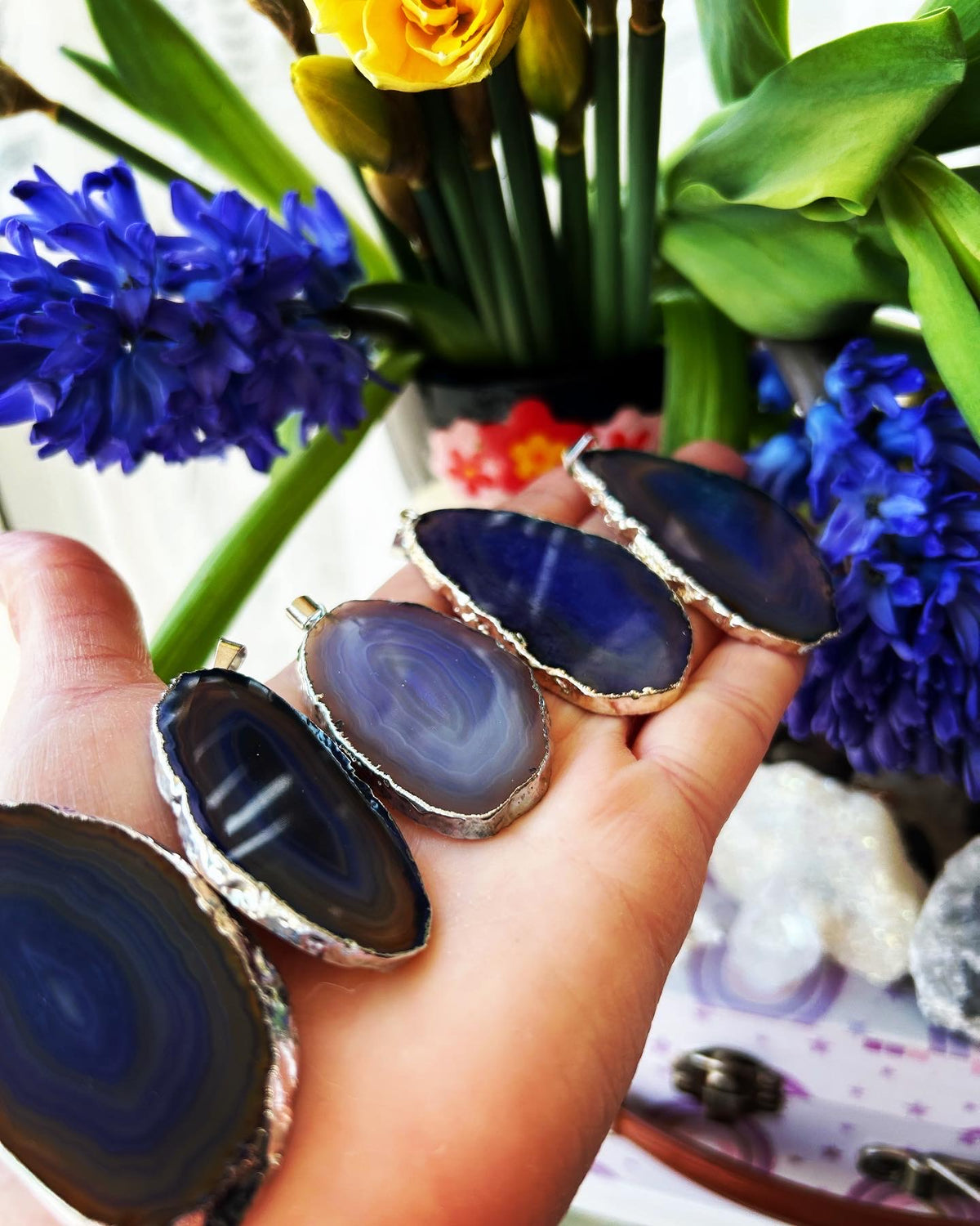 Agate Silver Edge Pendant